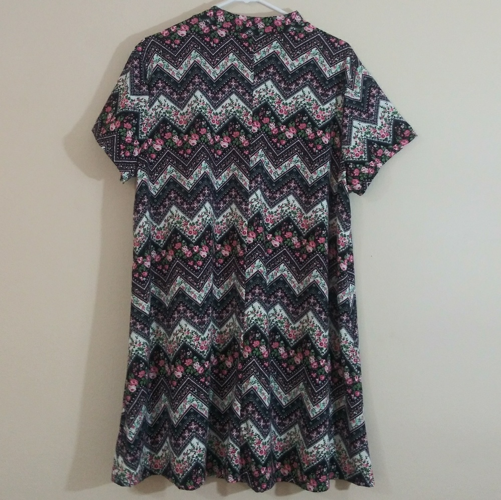 Joe Boxer Dress - Picture 3 of 4